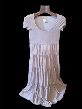 Anthropologie Maeve long great quality thicker cotton dress  in Dusty Mauve XS
